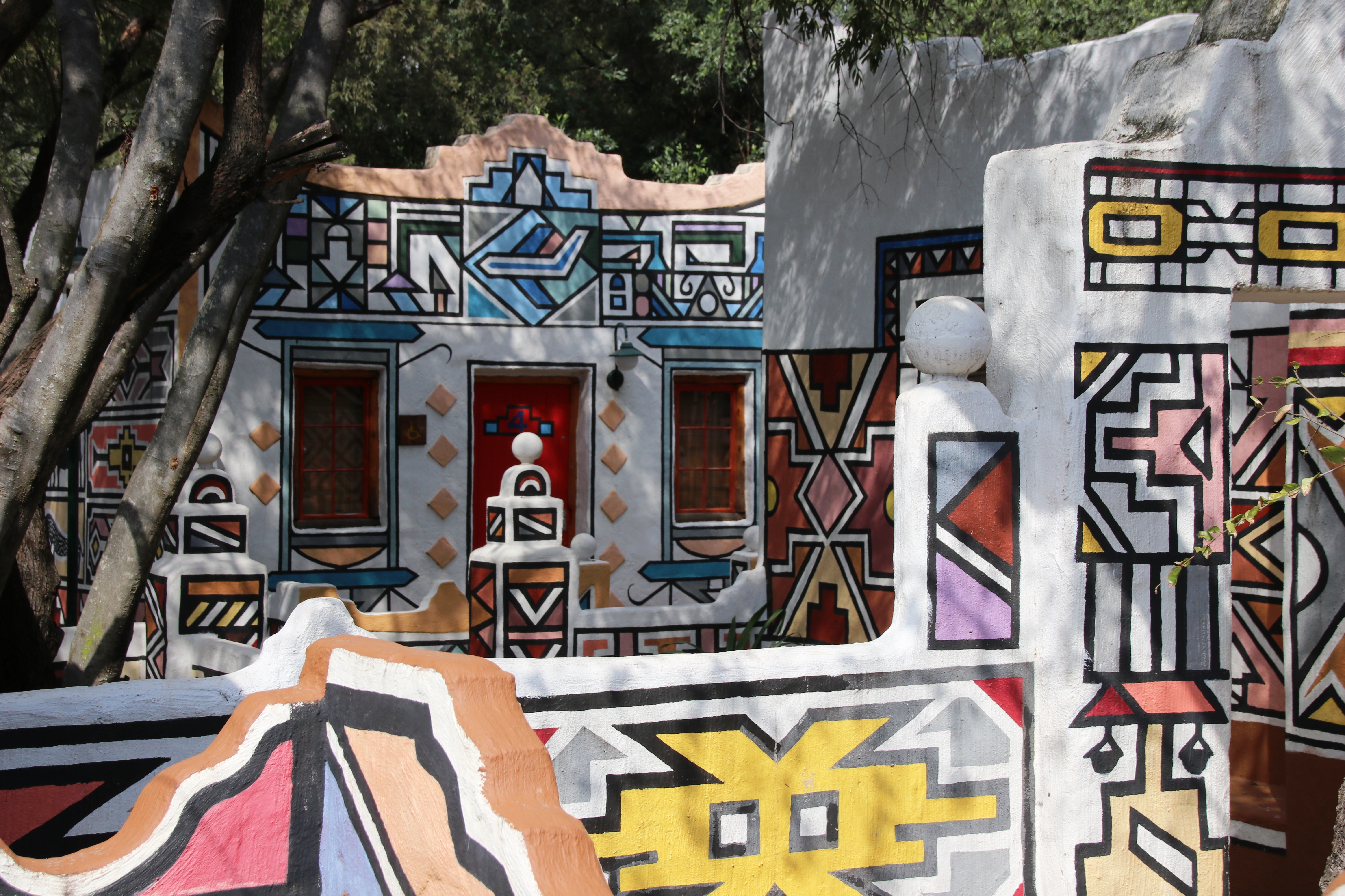 Ndebele Geometric Artists